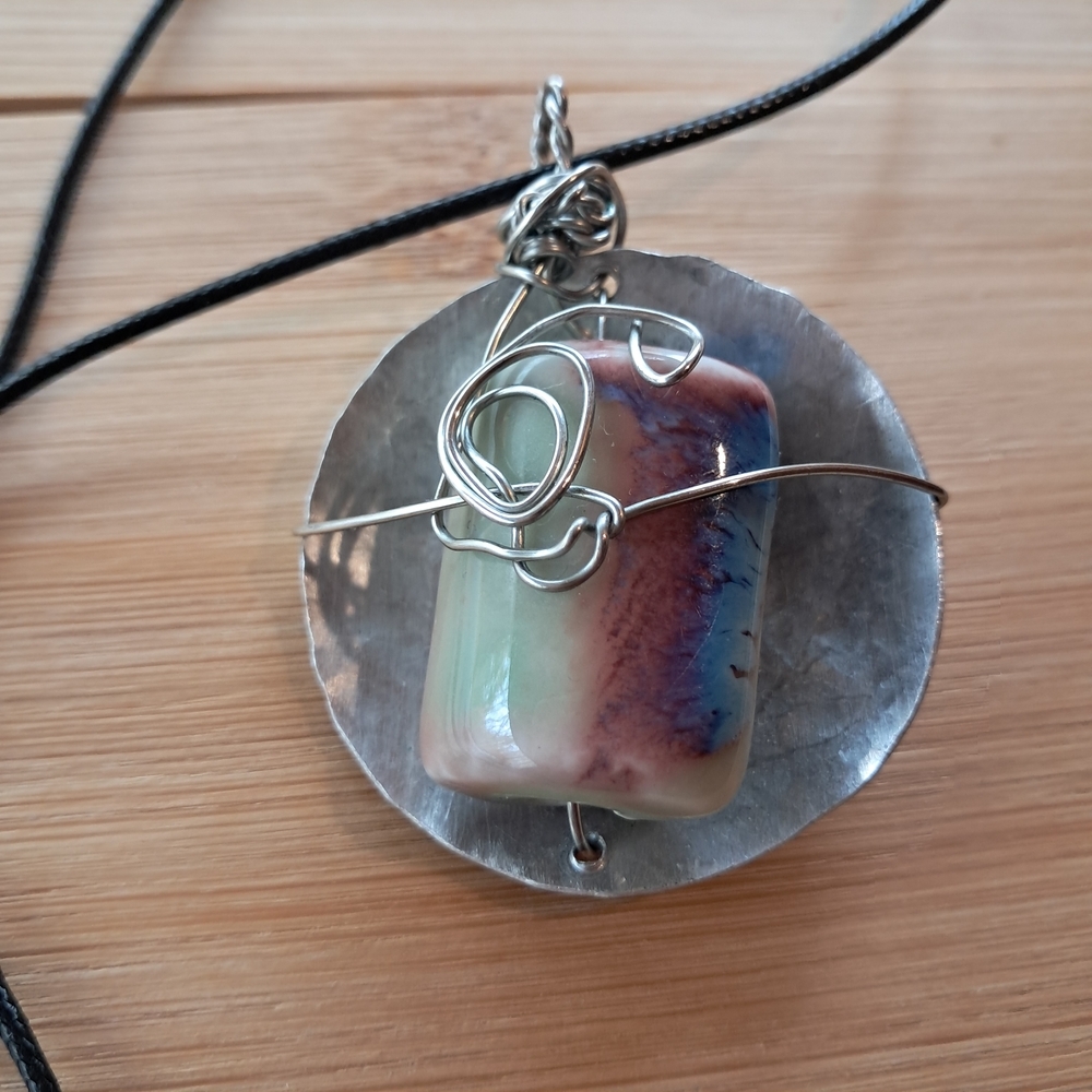 Elegant Multicolor Pendant Necklace